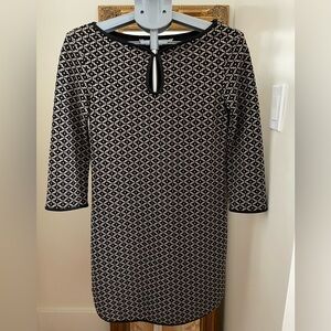 Max Studio Black and Cream Long Sleeve Dress